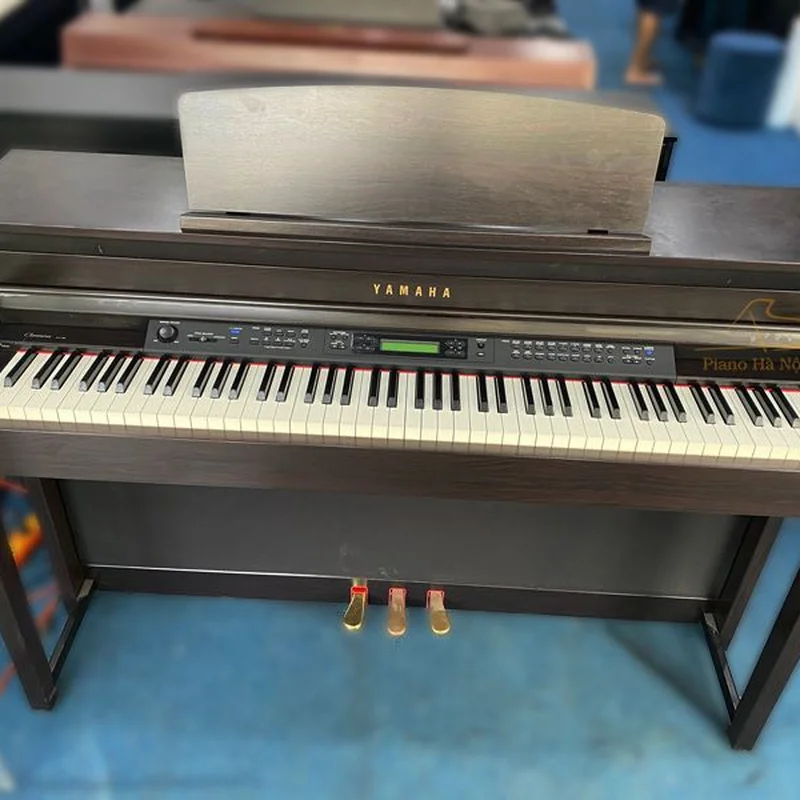 YAMAHA CLP-480 PE