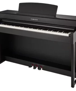 YAMAHA CLP-635 B