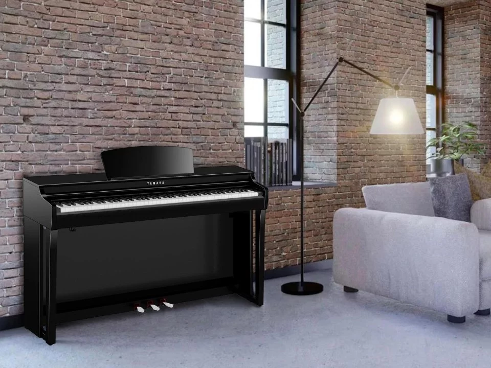 YAMAHA CLP-725