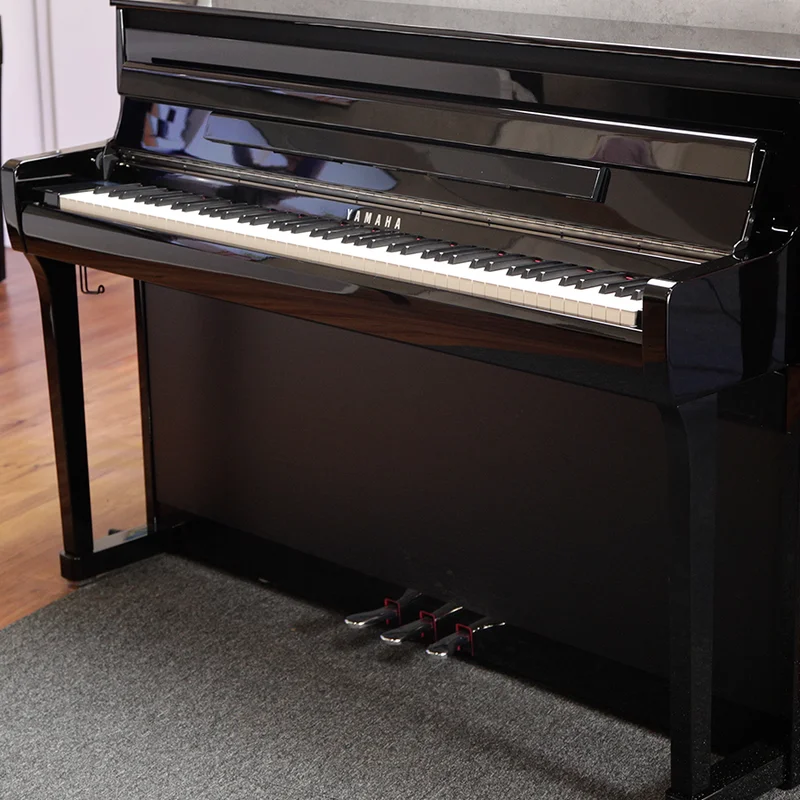 YAMAHA CLP-885 B
