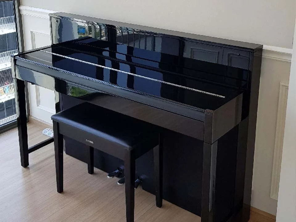 YAMAHA CLP-S308 PE