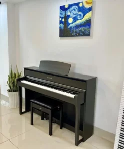 YAMAHA CLP-675 DW