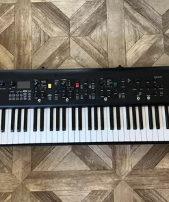YAMAHA CP73