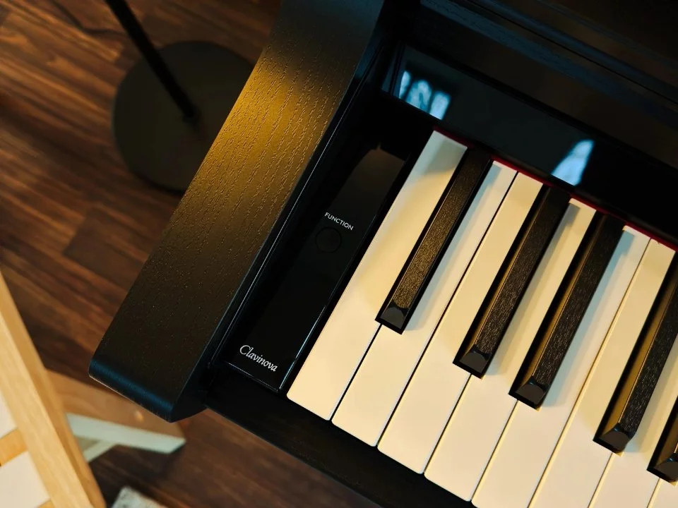 YAMAHA CSP-275 B