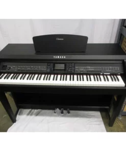 YAMAHA CVP-701 B (USED)
