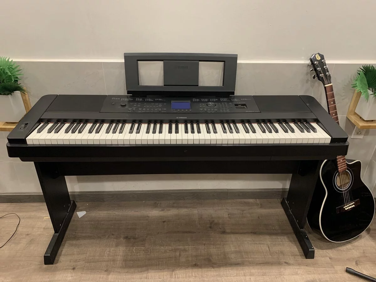 Yamaha DGX-660