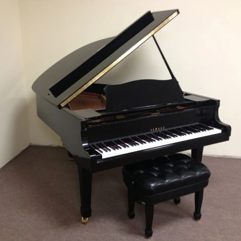 YAMAHA G3