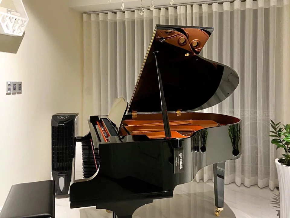 YAMAHA GC1 PE - Elite Piano