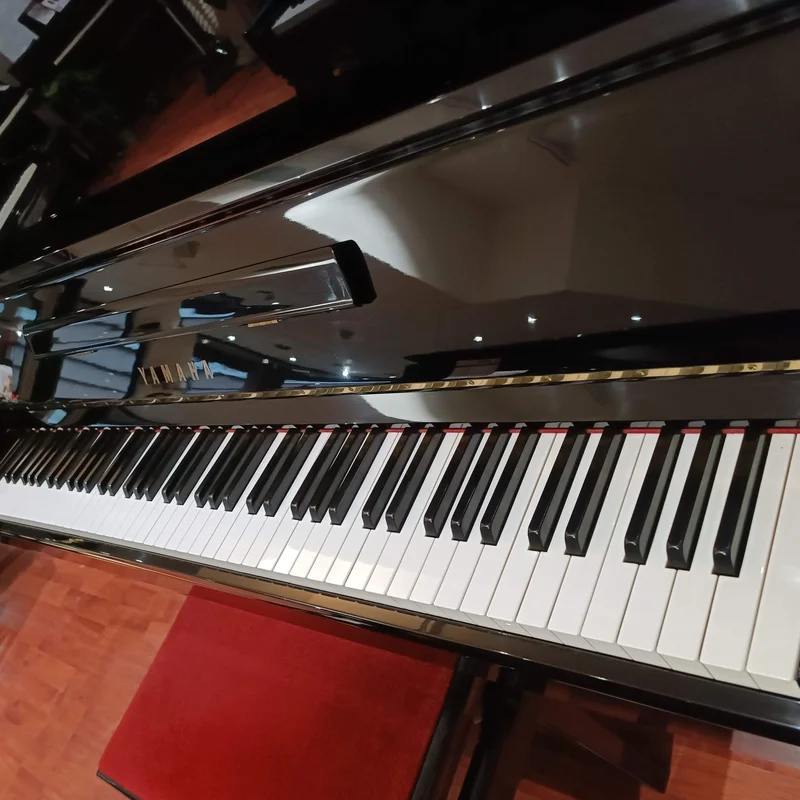 YAMAHA MC10A - Elite Piano