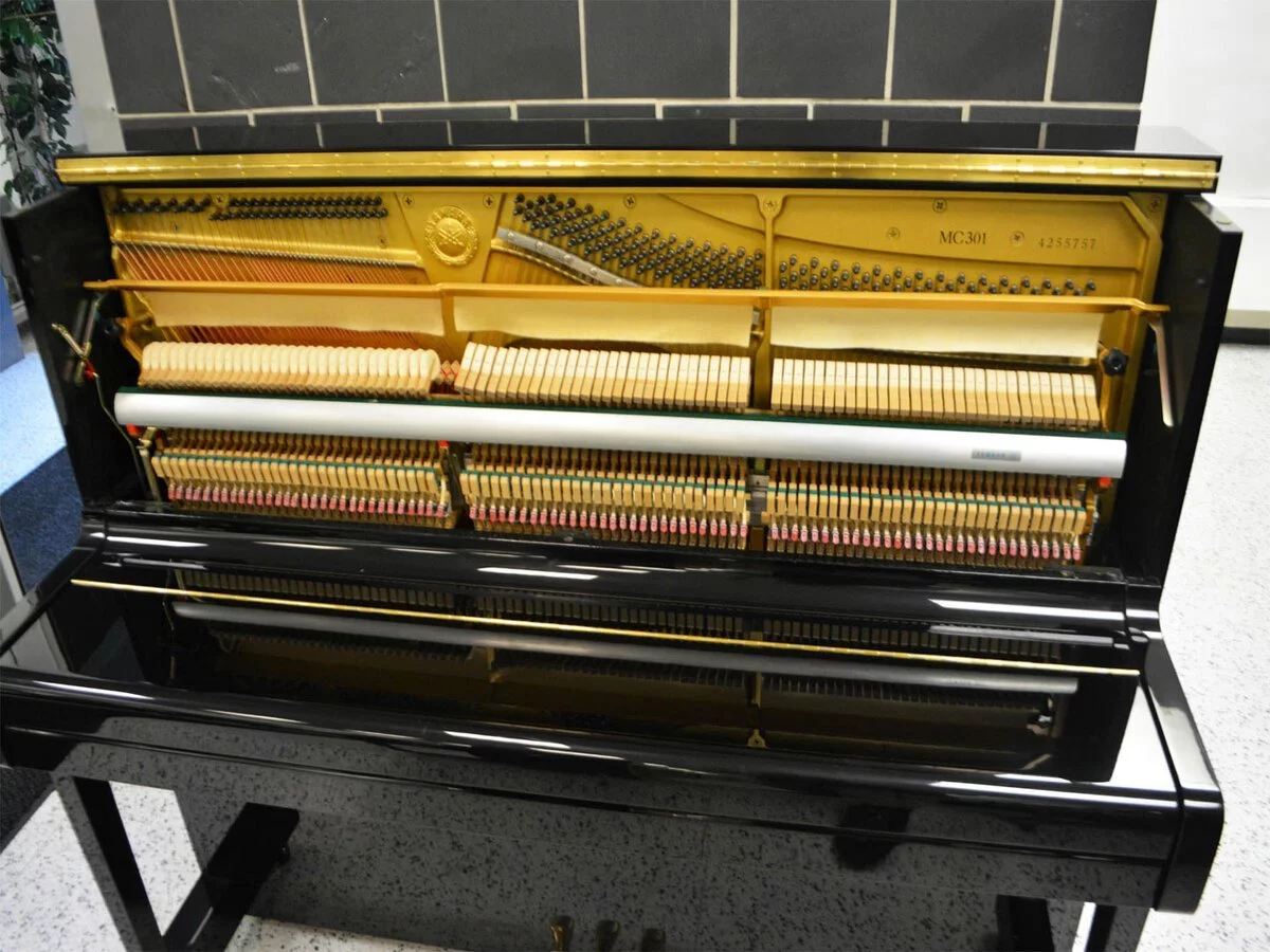 YAMAHA MC301 PE