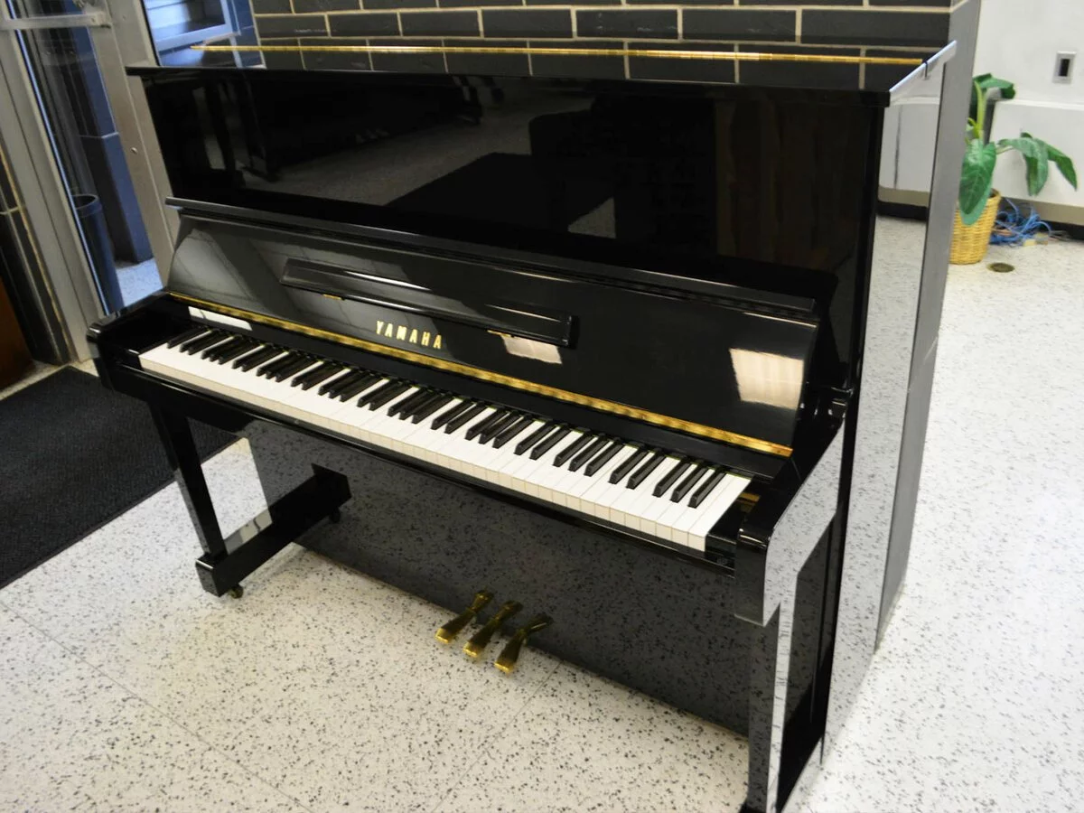 YAMAHA MC301 PE