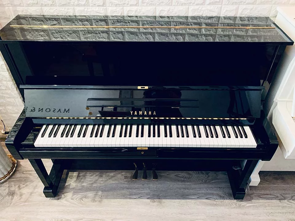 Đàn piano Yamaha YAMAHA U1M – Chi tiết bàn phím