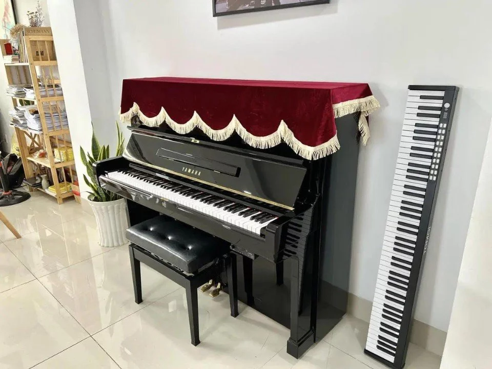 Đàn piano Yamaha YAMAHA U2F – Chi tiết bàn phím