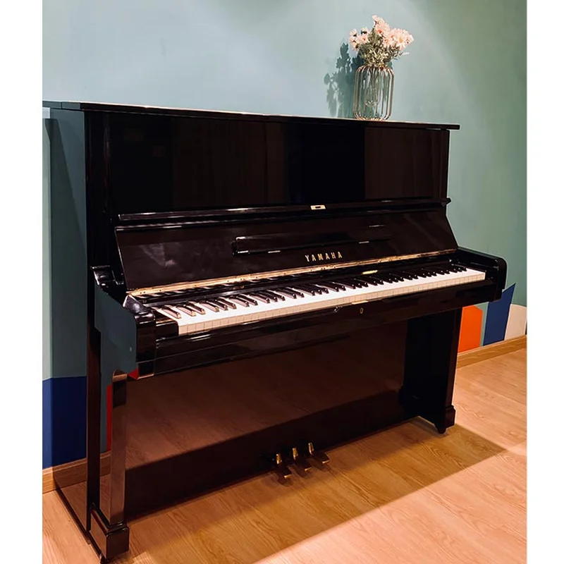 YAMAHA U2F tại Elite Piano