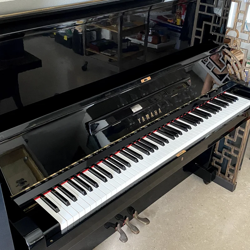 Review YAMAHA U2F – Hình ảnh thực tế tại showroom Elite Piano