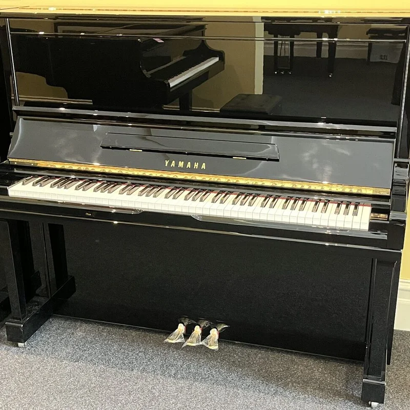 Đàn piano Yamaha YAMAHA U300 Wn – Chi tiết bàn phím