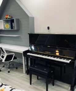 YAMAHA U3E