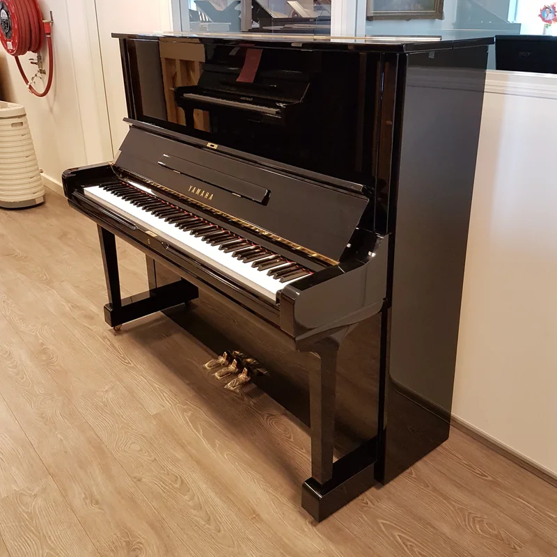 YAMAHA U3H seri 2