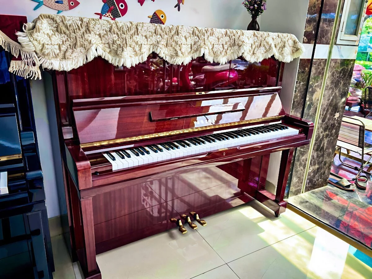 YAMAHA U3H MH