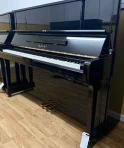 YAMAHA UX1