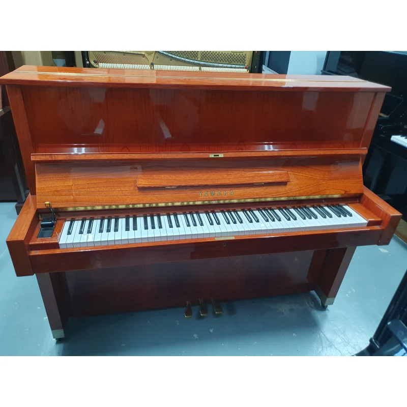 YAMAHA W104