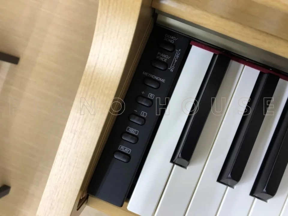 YAMAHA YDP-161 C
