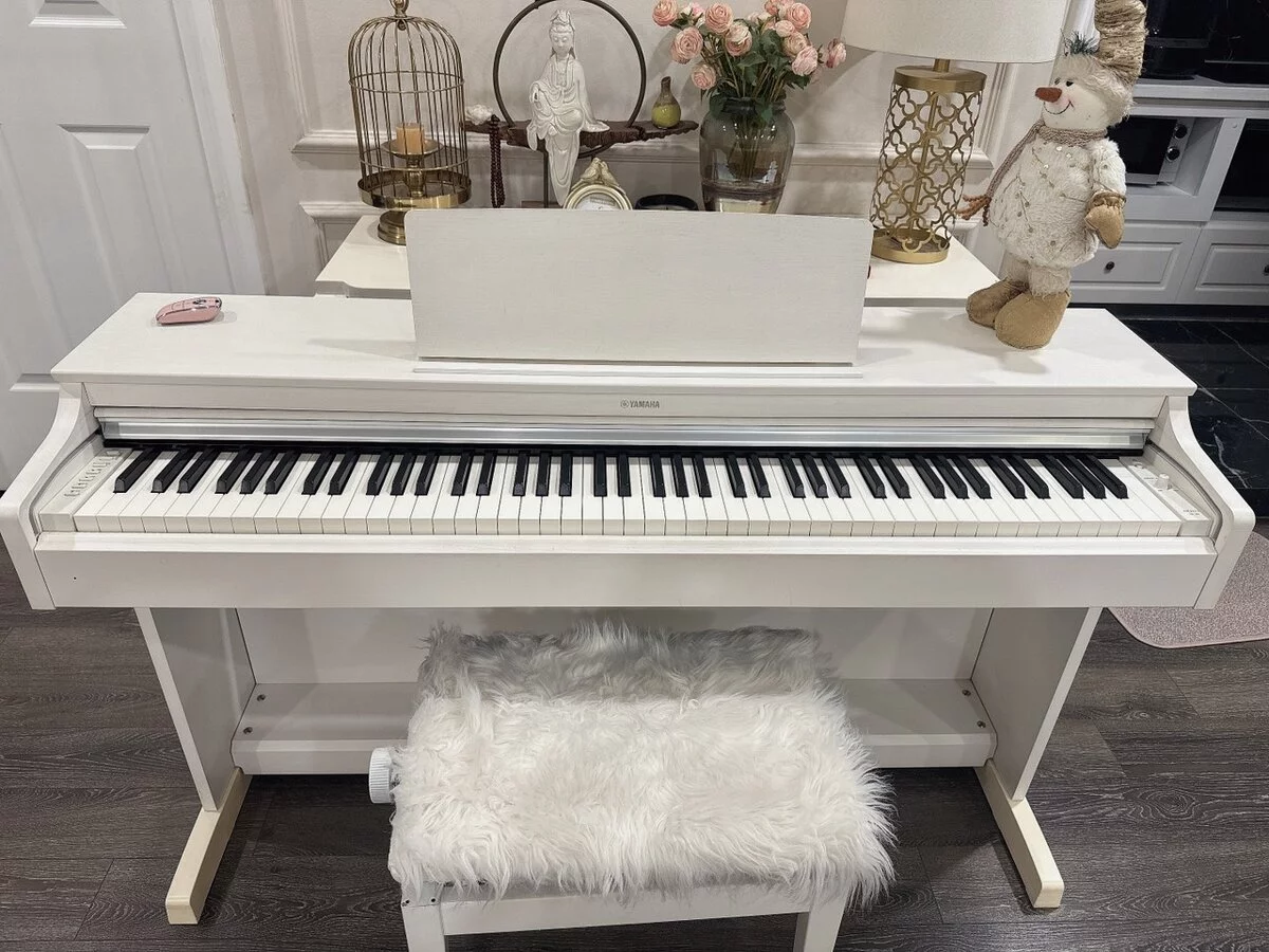 YAMAHA YDP-163 WH