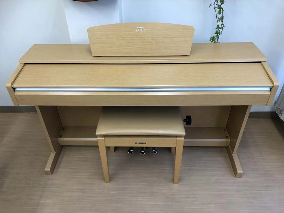 YAMAHA YDP-141 C
