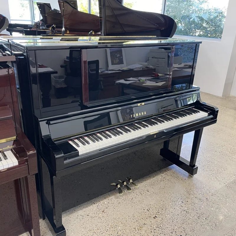 YAMAHA YU5 Wn
